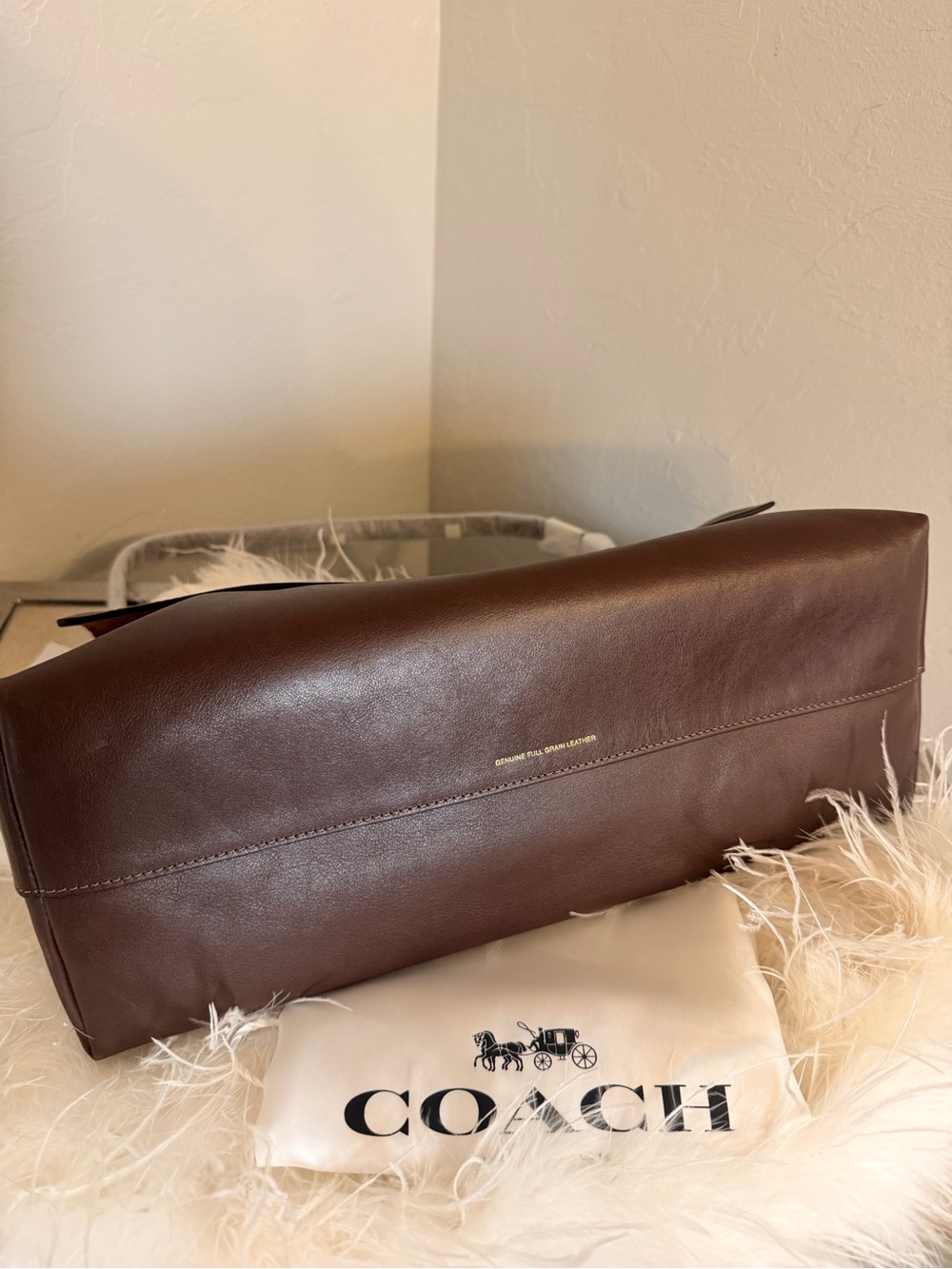 Coach Chelsea Shoulder Bag 36 in Maple - Picture 5 of 10